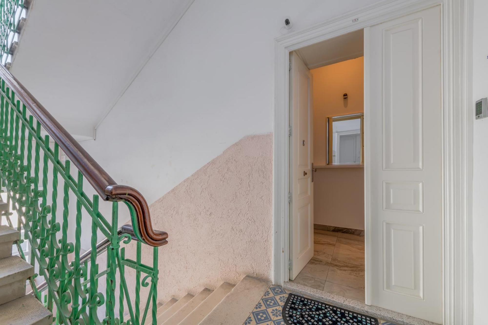 Tango Luxury Rooms Split Exteriör bild