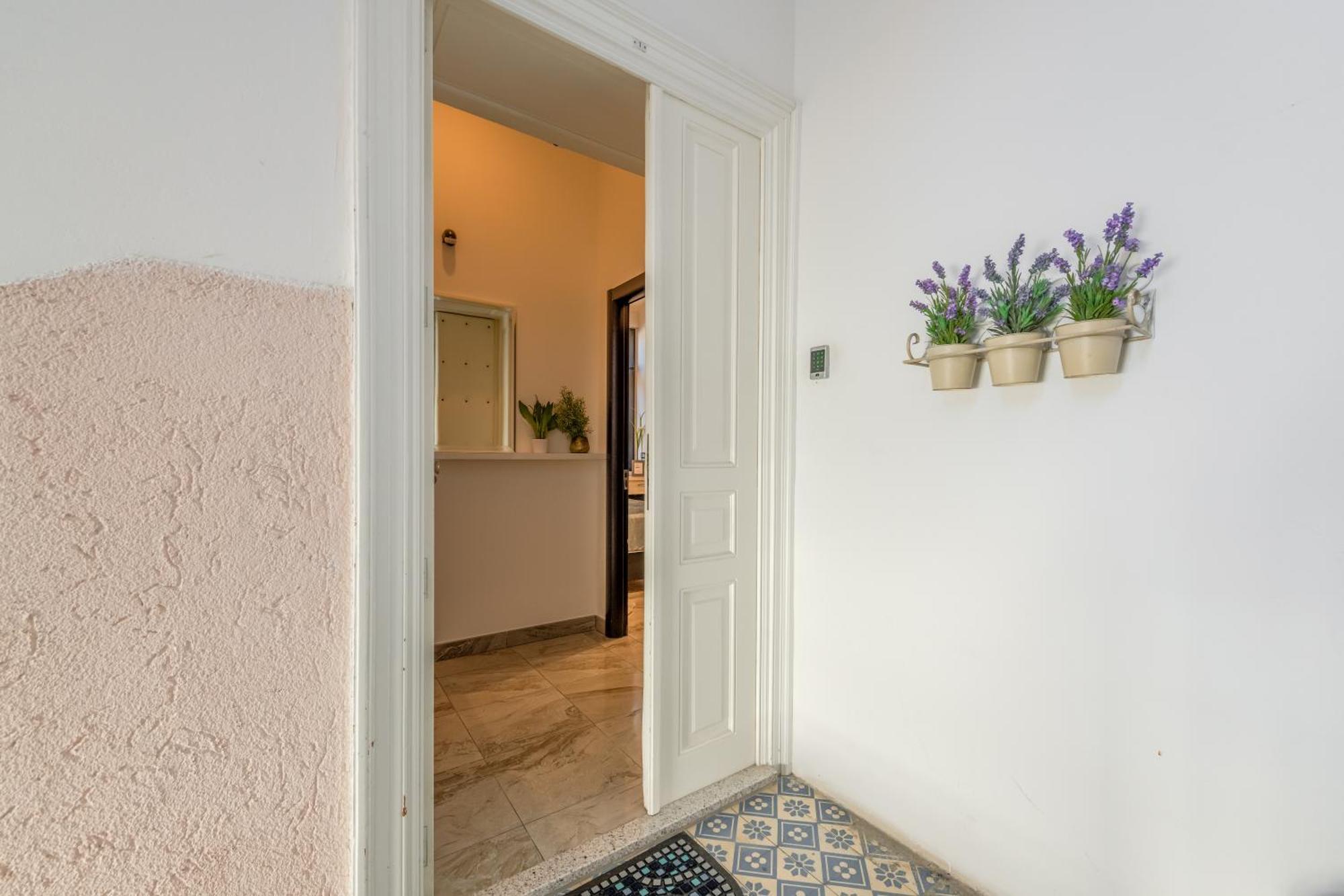 Tango Luxury Rooms Split Exteriör bild